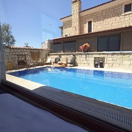 Ivy House Loca Bed and Breakfast 2*