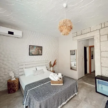 Ivy House Loca Bed & Breakfast